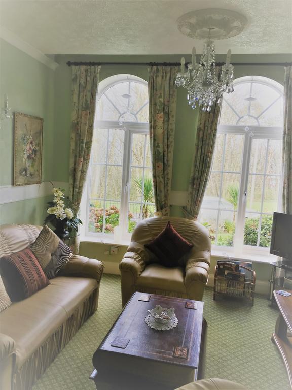 Guest house Outlook 4*