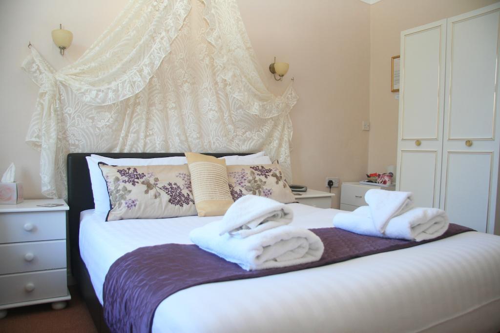 Guest house Outlook 4*
